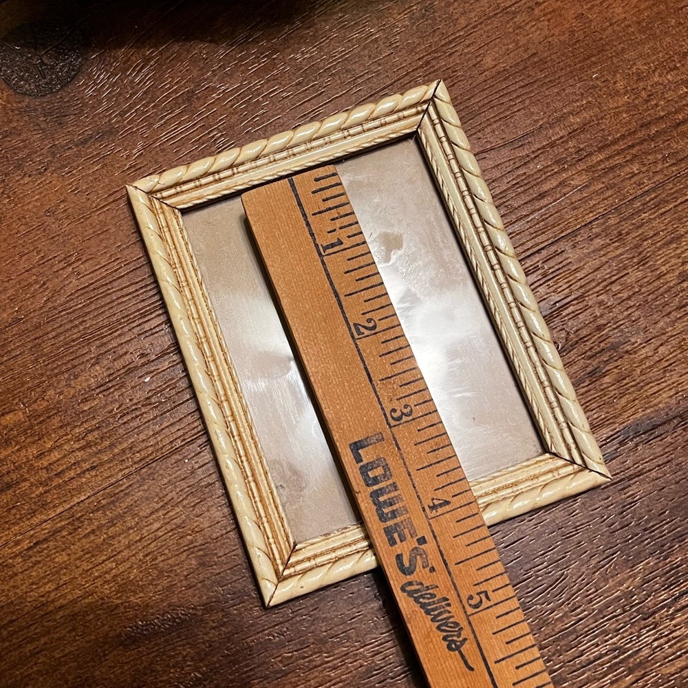 Antique Small Wooden Ornate Cottagecore Picture Frame Cream Tan 3x4 - Picture 6 of 9